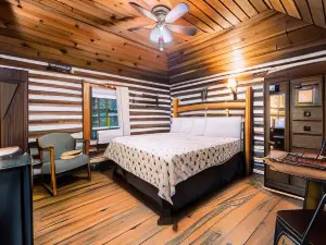 Log Cabin Motor Court