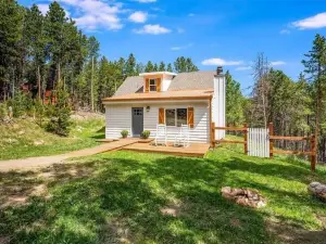 Beautifully Renovated Shadow Mountain Home