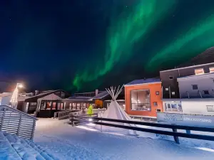 Svalbard Hotell | Polfareren