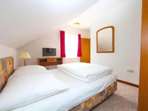 Hard Rock Rooms for Two