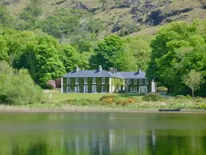 Delphi Lodge