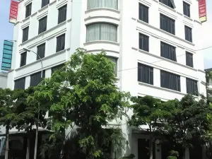 Golden Thái Bình Hotel