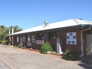 Roundhouse Motel