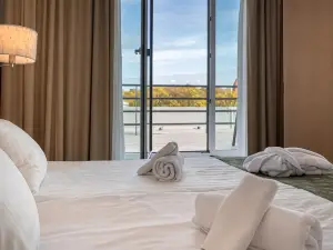 Meri Seaside Hotel & Spa