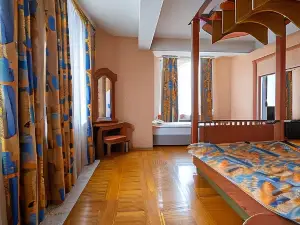 Hotel Slaviani