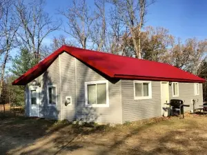 Minutes to Tippy Dam.  Clean & roomy!  Waiting for you to make memories!