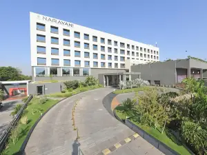 나라야니 하이츠 호텔 & 리조트