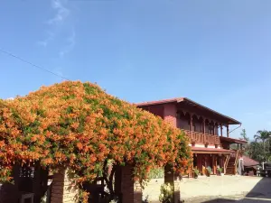 Mitkhoonyoum Hotel