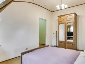 Платовский (бывш. Лайнер)