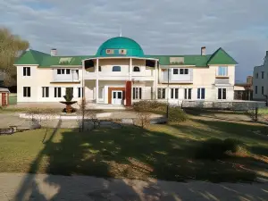 1812 Mini-Hotel