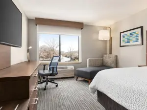 Holiday Inn Express & Suites Anniston/Oxford