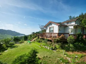 Jindo Gahyujae Pension