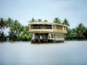 Cosy Houseboats