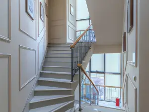 Algambra Hotel