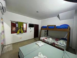 Hostal MY House