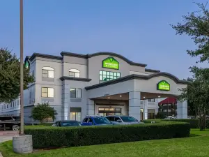 Wingate by Wyndham DFW / North Irving