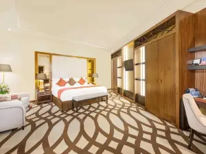 Bayat Hotel