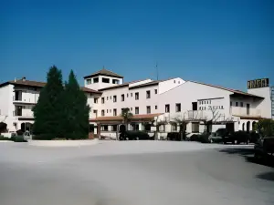 Hotel Restaurant Bon Retorn