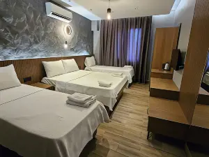Rever Hotel
