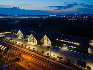 Hotel & Restauracja Nad Sandelą