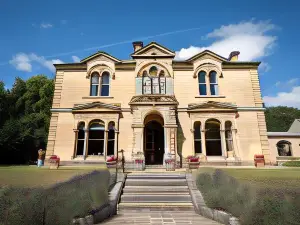 Beechfield House