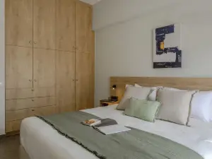 Jaax Apartment Airport by Airstay