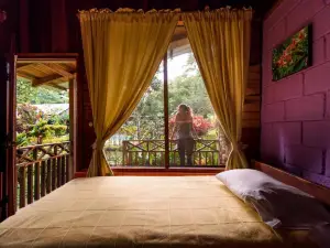 Oro y Luna Lodge