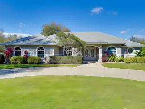 Sebring Home Screened Porch, Walk to Lake Jackson