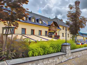 Chateau Hunting
