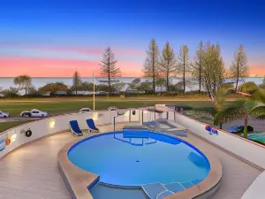 Aquarius Resort