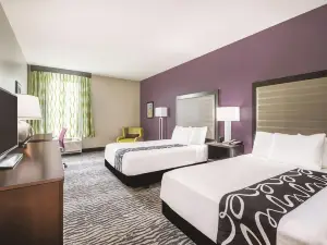 La Quinta Inn & Suites by Wyndham Clifton Park/Saratoga Area