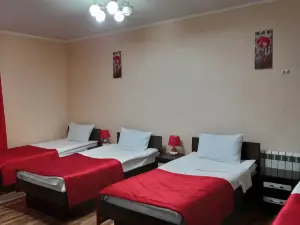 Hotel Maki (ul. 9 Maya)