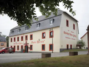 Gasthof und Hotel „Roter Hirsch“