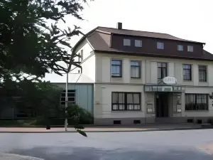 Stichwehs Hotel am Bahnhof