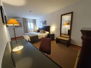 Hotel-Restaurante Casa García Almonaster la Real