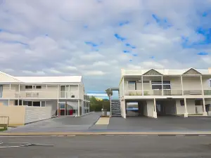 Batemans Bay Lodge