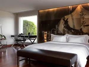 THE HOTEL Lucerne, Autograph Collection