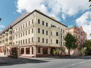 Раймонд Отель