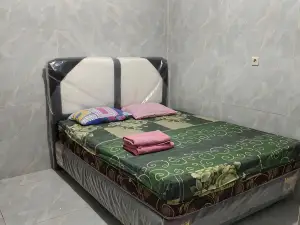 Hotel Near Grosir Setono Syariah Pekalongan
