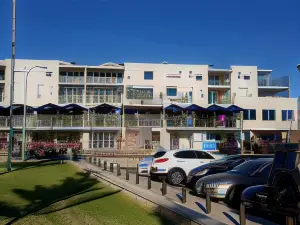 Mullaloo B & B