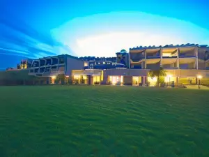 Aregai Marina Hotel & Residence