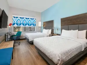 Tru by Hilton San Antonio at the Rim