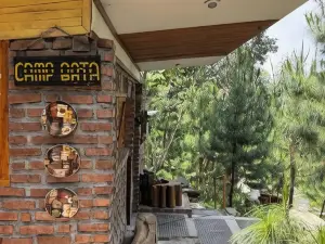 Galunggung Basecamp Villa