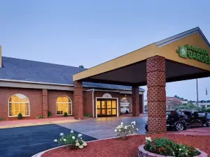 Wyndham Garden Grand Rapids Airport