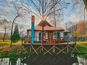 Viewtopia the Secret Land
