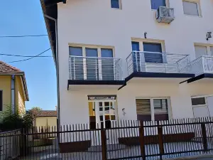 Apartmani Sky 1 2 3