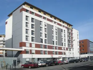 Appart Hôtel - Séjours & Affaires Angers Atrium