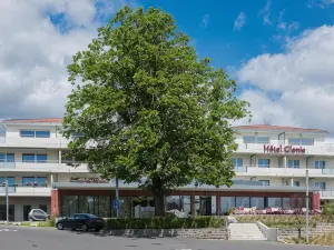 โรงแรมกลานิส