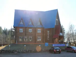 Parallel Mini-Hotel