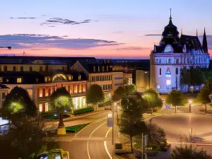 Best Western Premier Grand Monarque Hotel  Spa